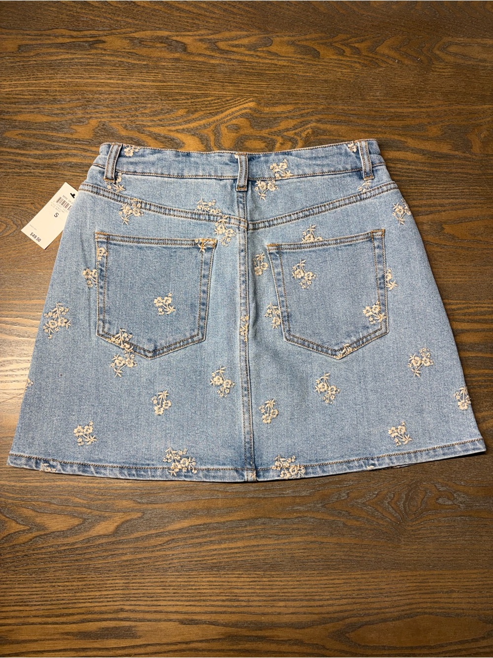 Floral Embroidered Denim Mini Skirt | Light Wash | Size Small - Picture 6 of 6